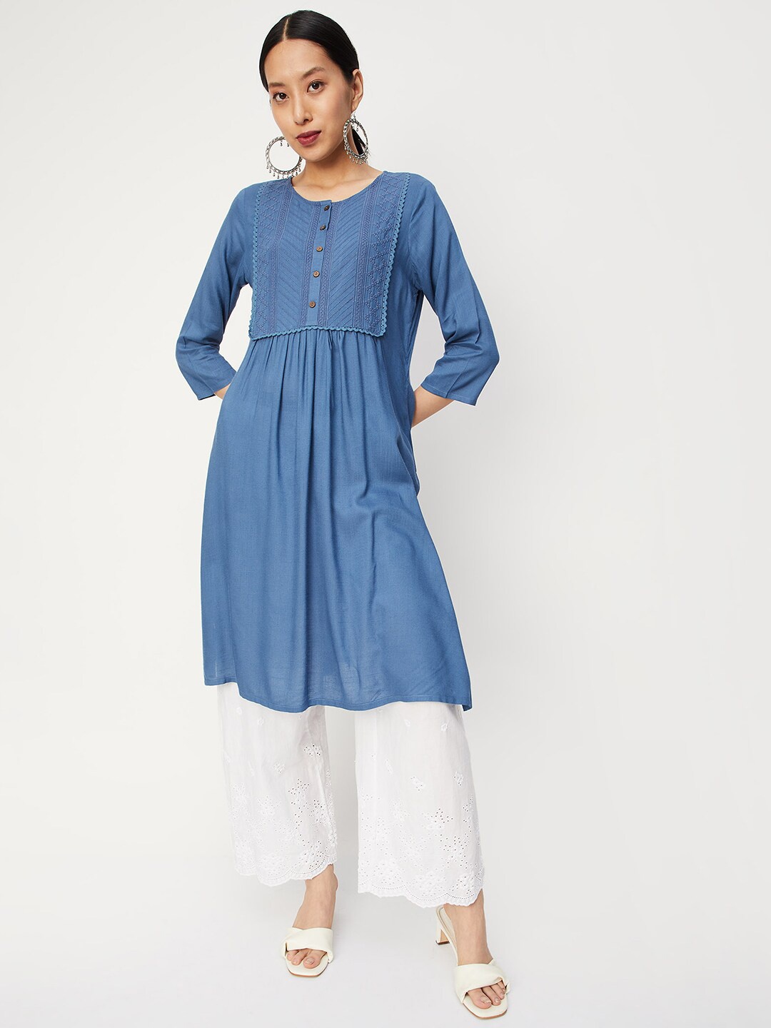 

max Yoke Design Thread Work Pleated Kurta, Blue