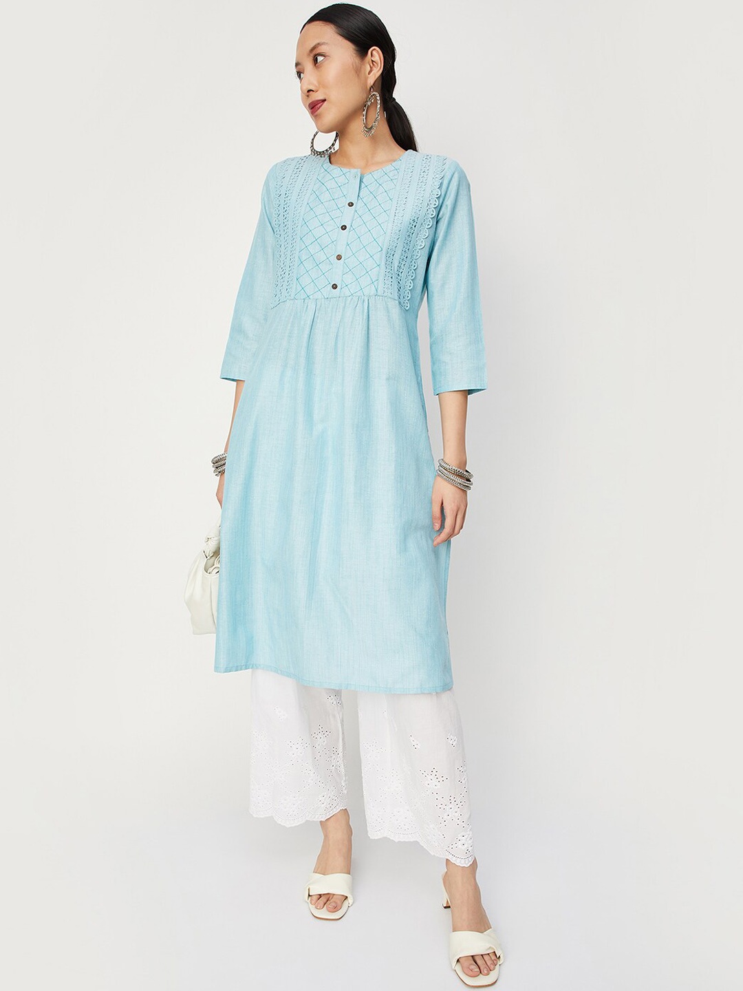 

max Yoke Design Round Neck Straight Kurta, Blue