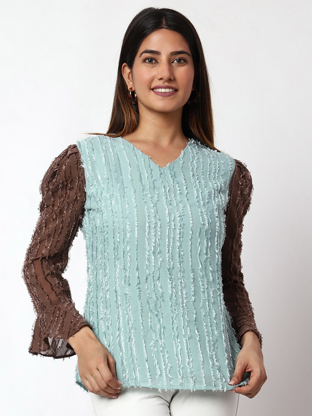 

Prettify Self Design V-Neck Bell Sleeves Top, Sea green