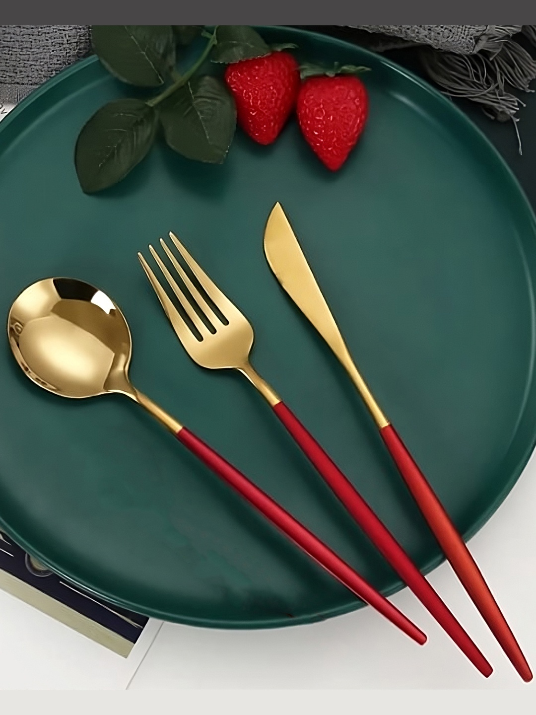 

BonZeaL 6 pcs Gold & Red Premium Stainless Steel Cutlery Set