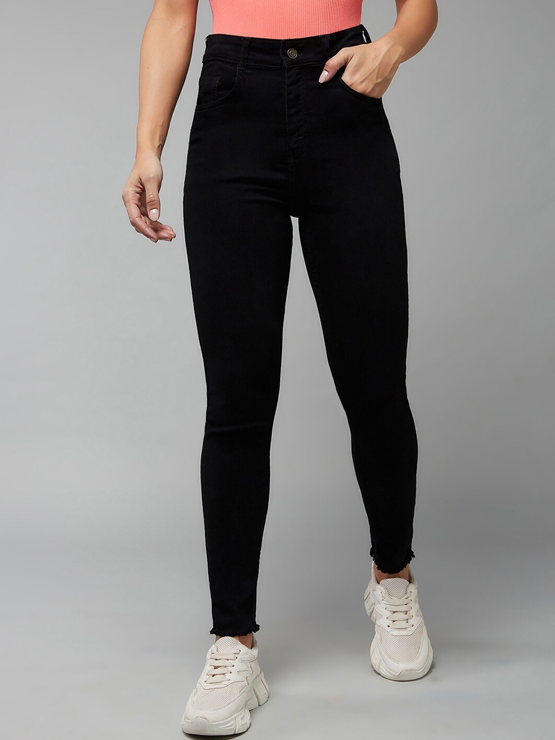 

DOLCE CRUDO Women Black Skinny Fit High-Rise Stretchable Jeans
