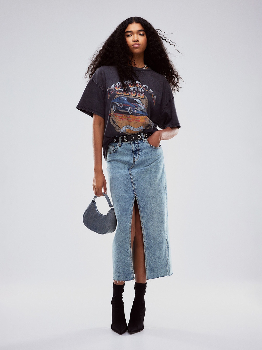 

H&M Women Oversized Printed Pure Cotton T-Shirt, Black