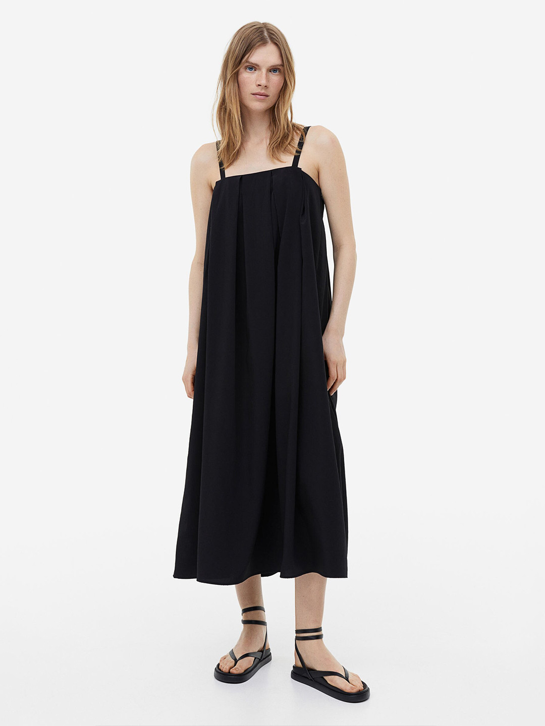 

H&M Pleated Dress, Black