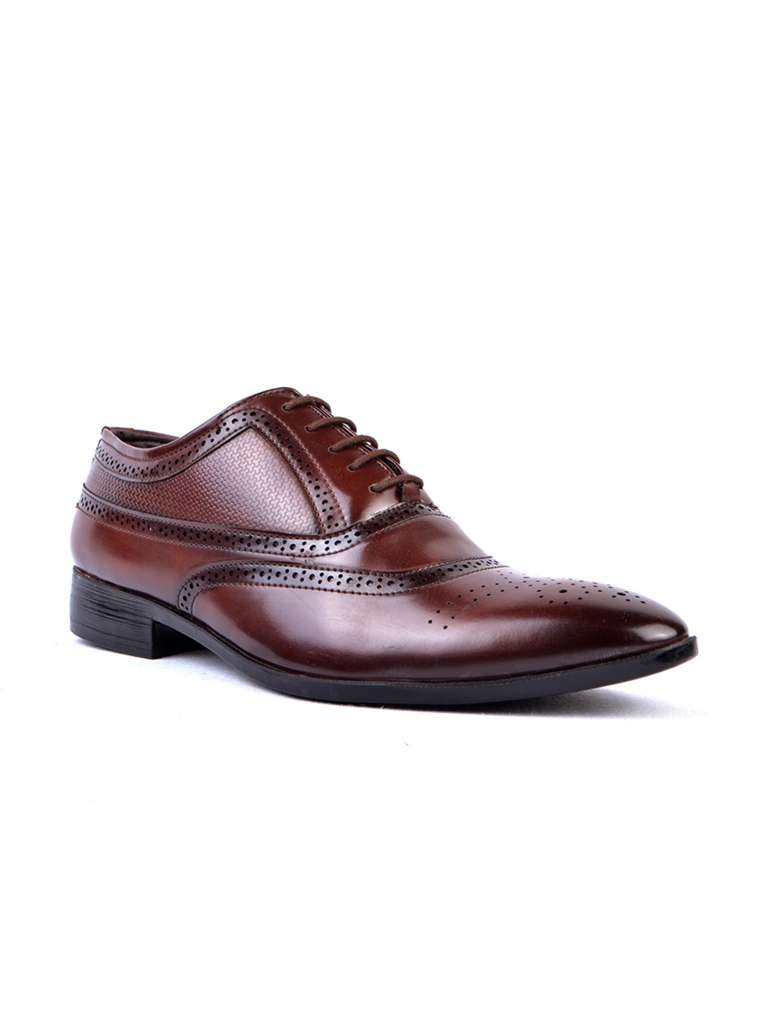 

Cliff Fjord Men Gambino Perforated Formal Brogues, Brown