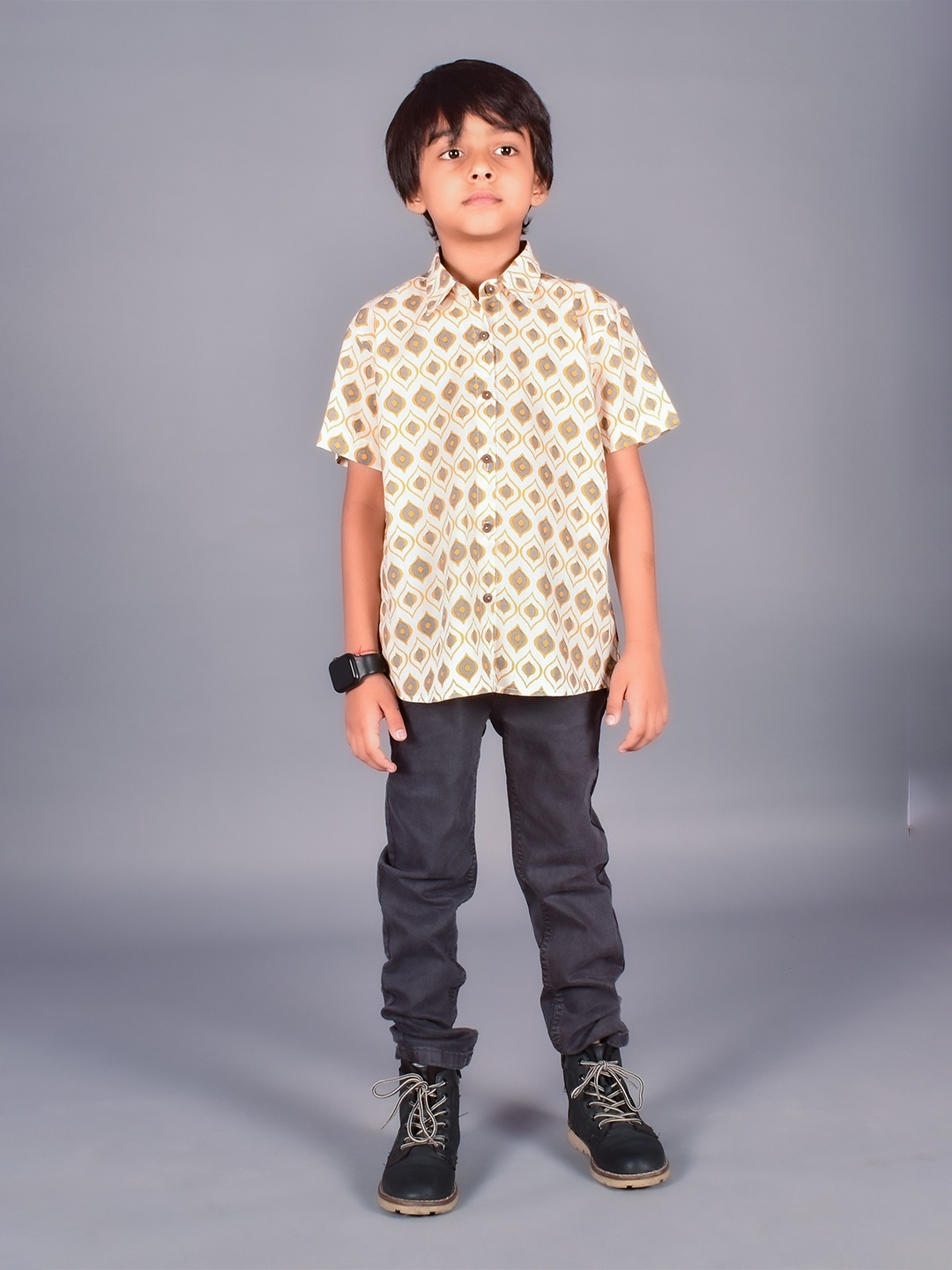 

misbis Boys Relaxed Regular Fit Ethnic Motifs Printed Pure Cotton Casual Shirt, Grey