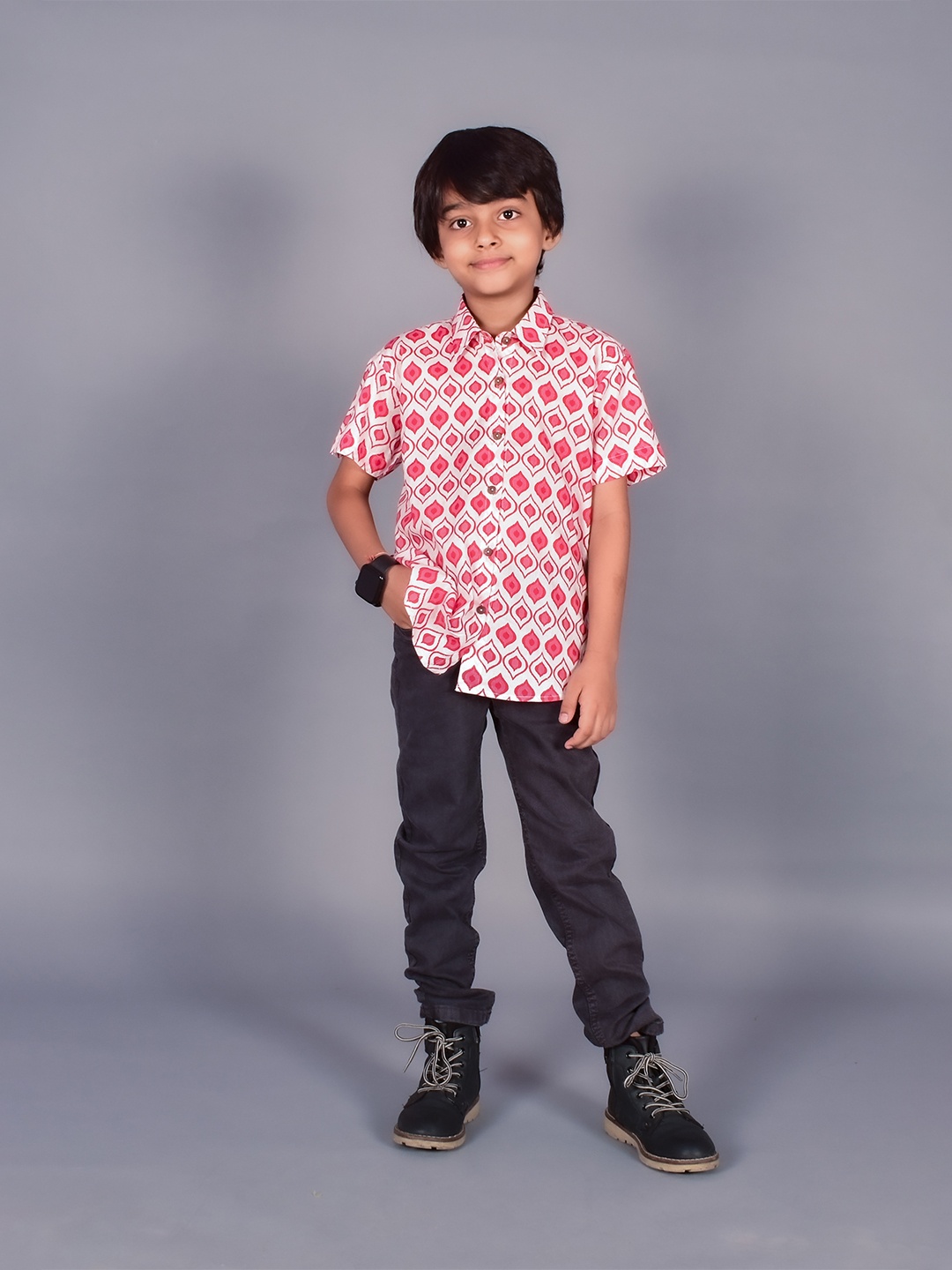 

misbis Boys Relaxed Regular Fit Ethnic Motifs Printed Pure Cotton Casual Shirt, Pink