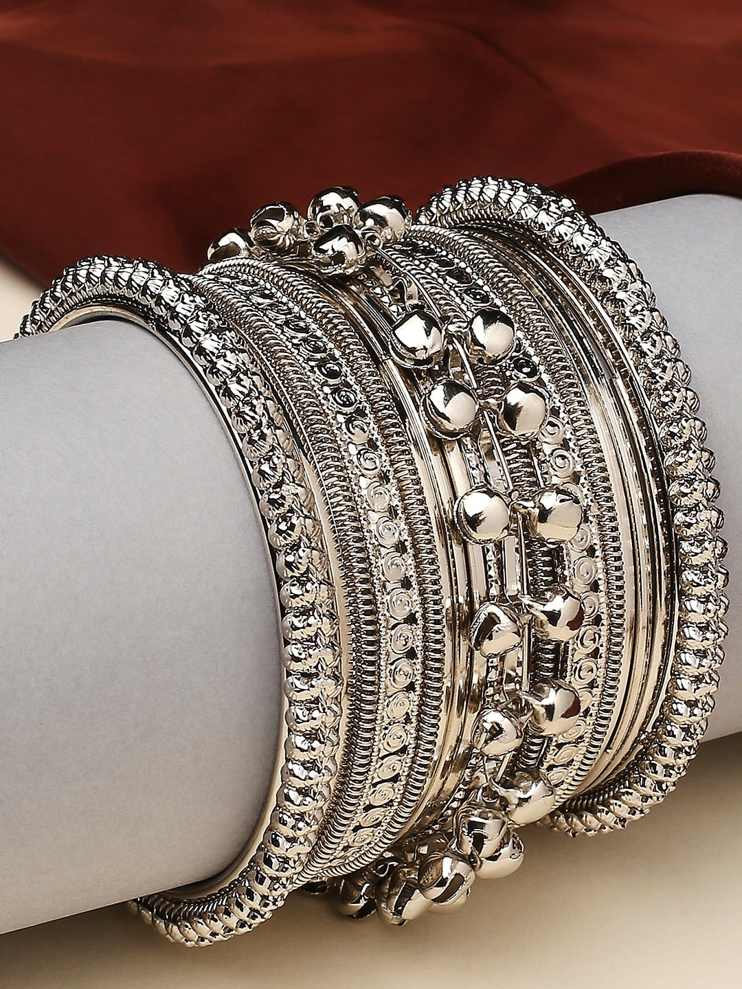 

OOMPH Set Of 17 Silver-Plated Oxidised Ghungroo Bangles