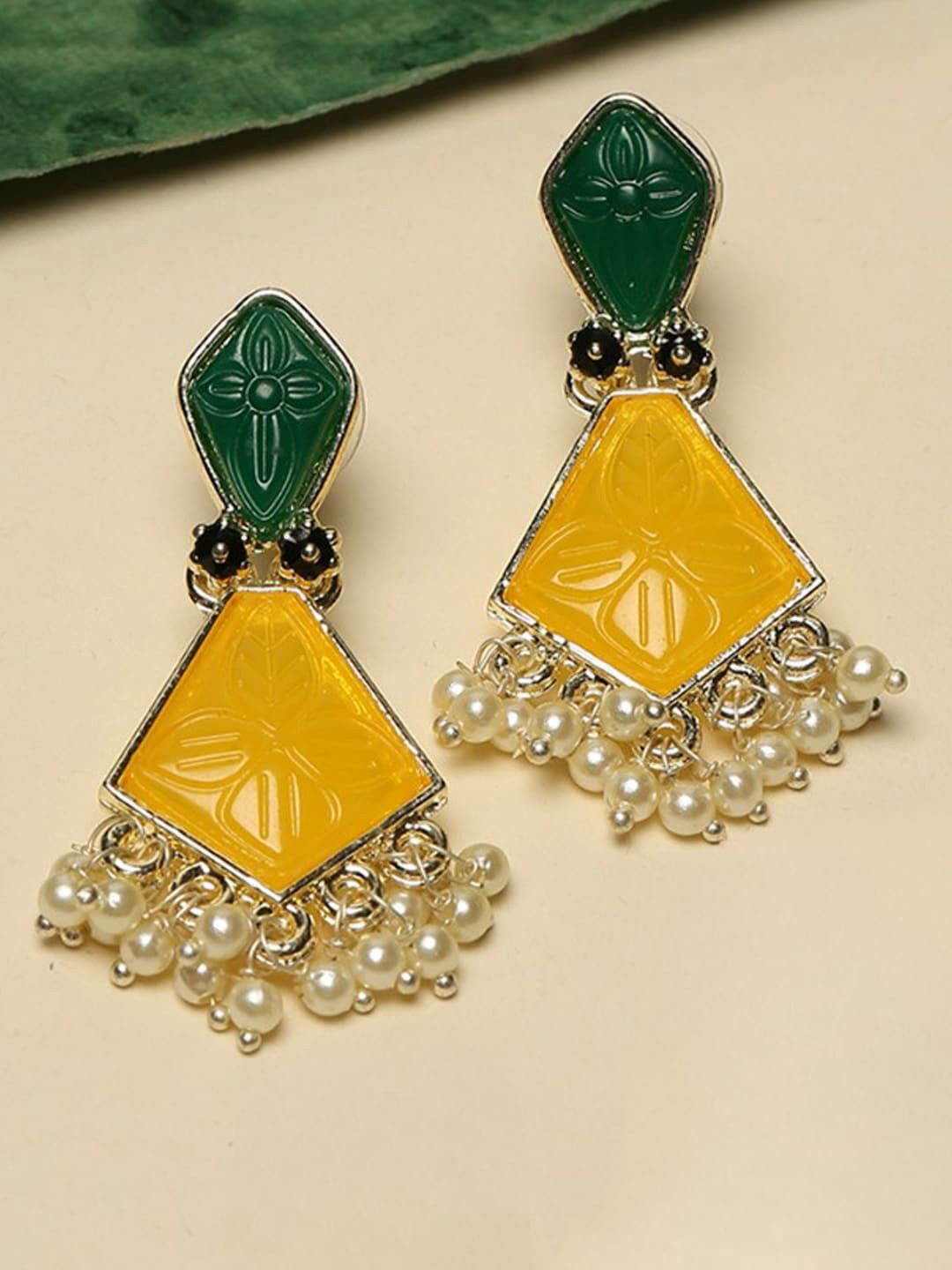 

OOMPH Geometric Drop Earrings, Gold