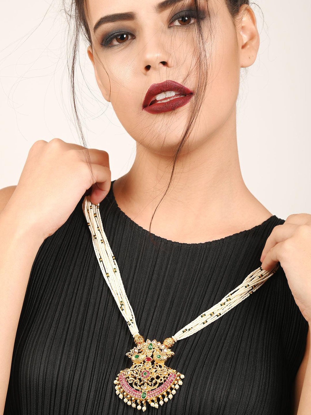 

ODETTE Gold-Plated Pearls Beaded Jewellery Set