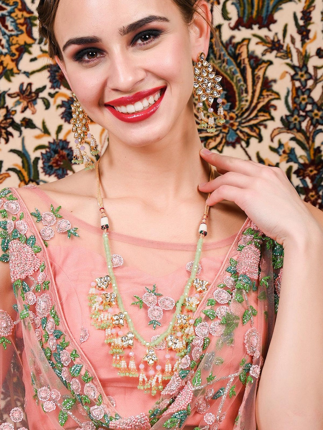 

ODETTE Gold-Plated Kundan-Studded & Beaded Jewellery Set