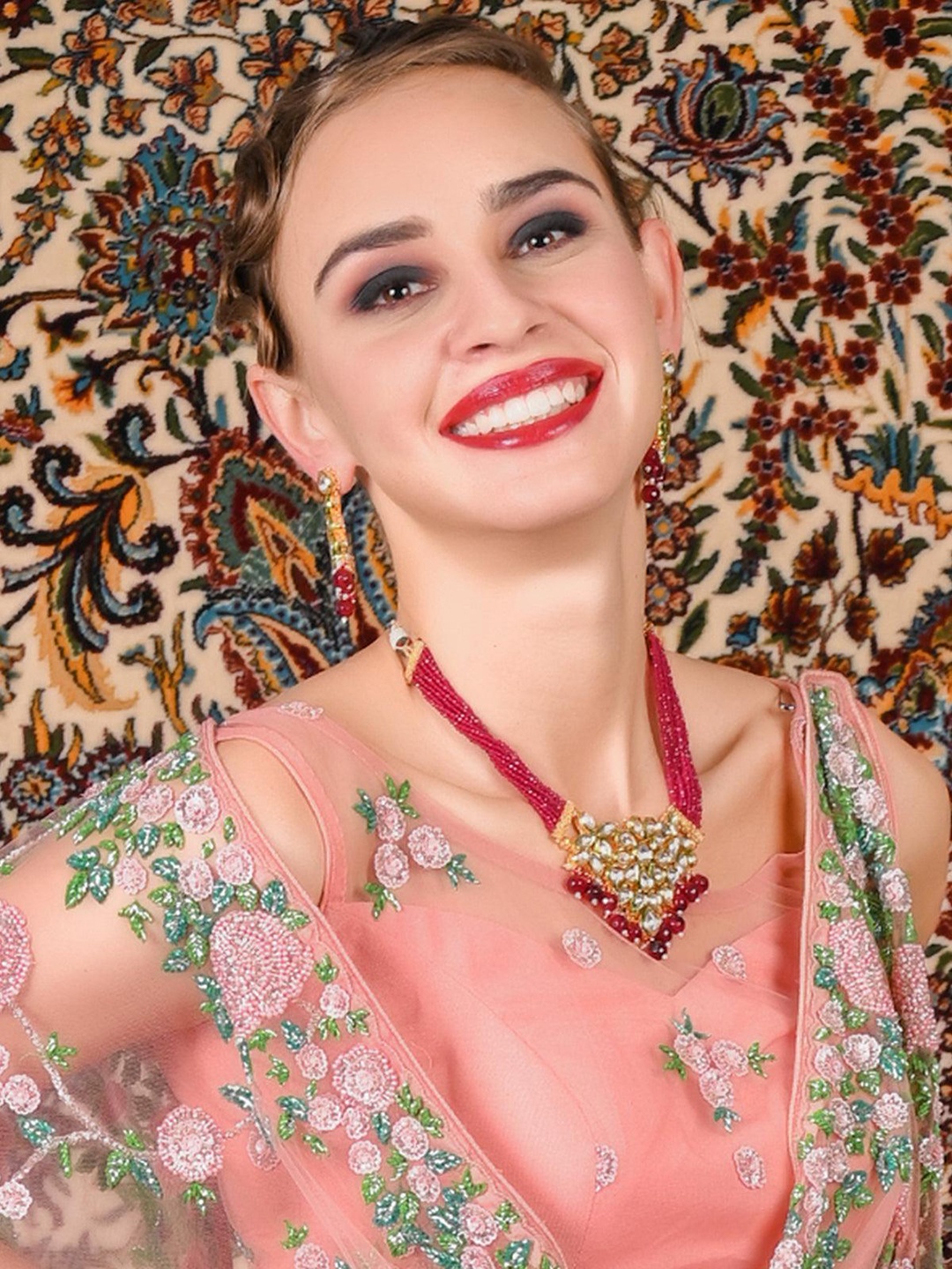 

ODETTE Gold-Plated Kundan-Studded & Beaded Jewellery Set