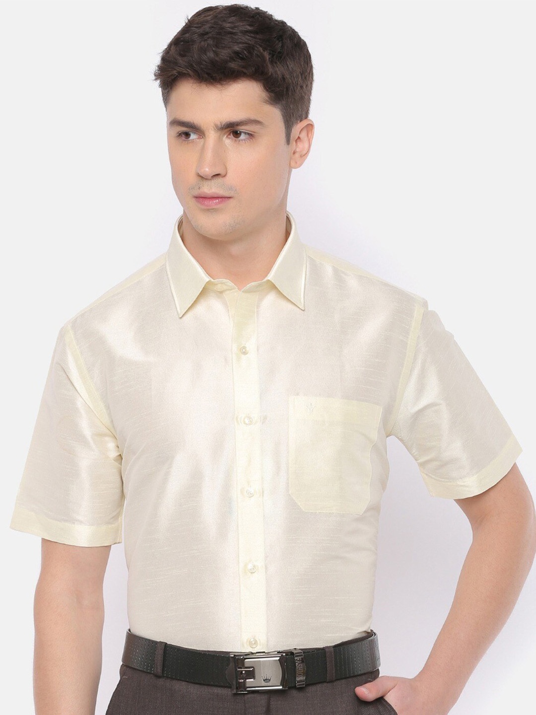 

Ramraj Spread Collar Regular Fit Formal Shirt, Cream