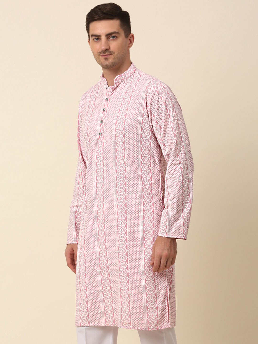 

Anouk Mandarin Collar Thread Work Kurta, Pink