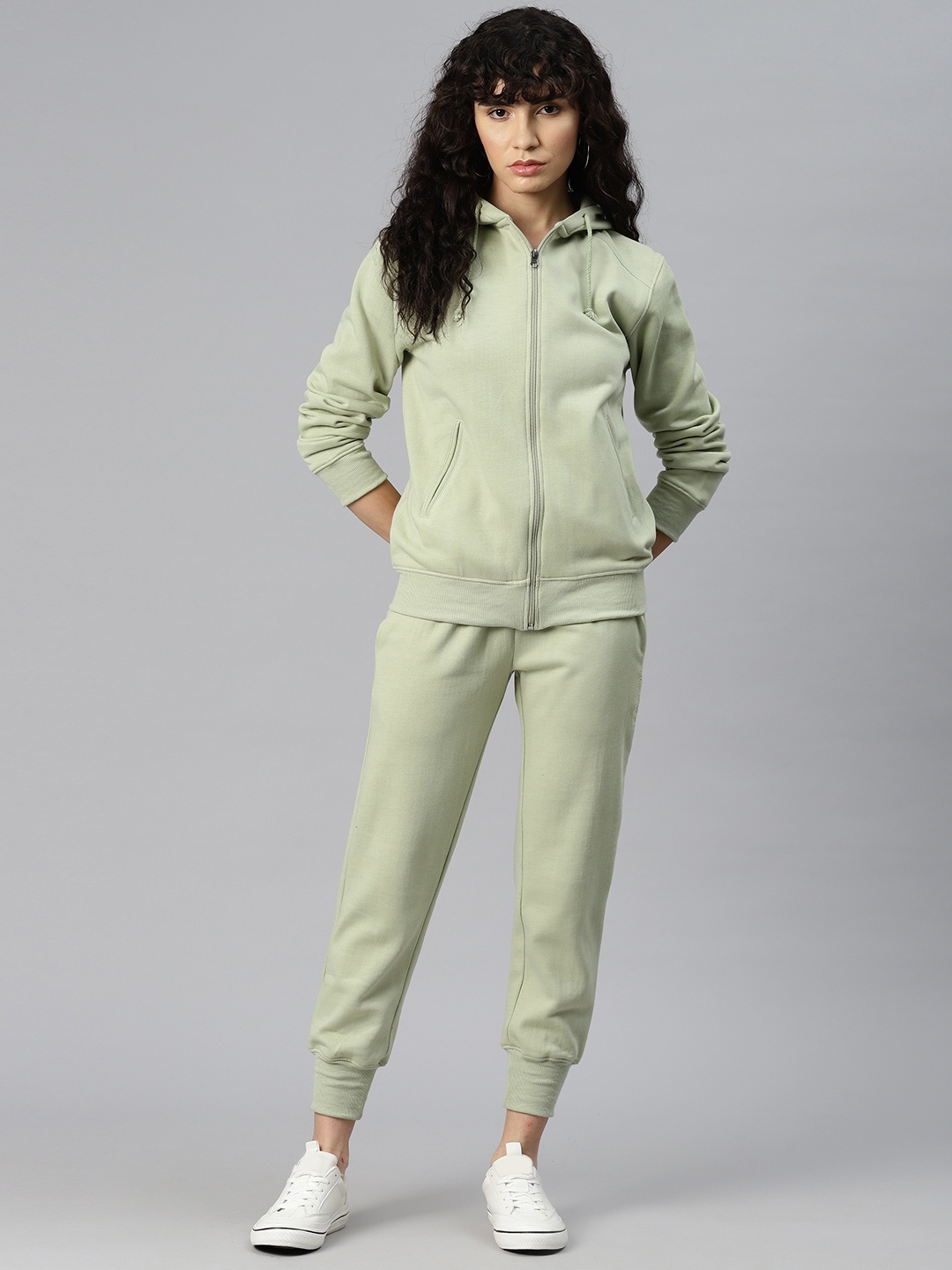 

Laabha Solid Tracksuit, Green