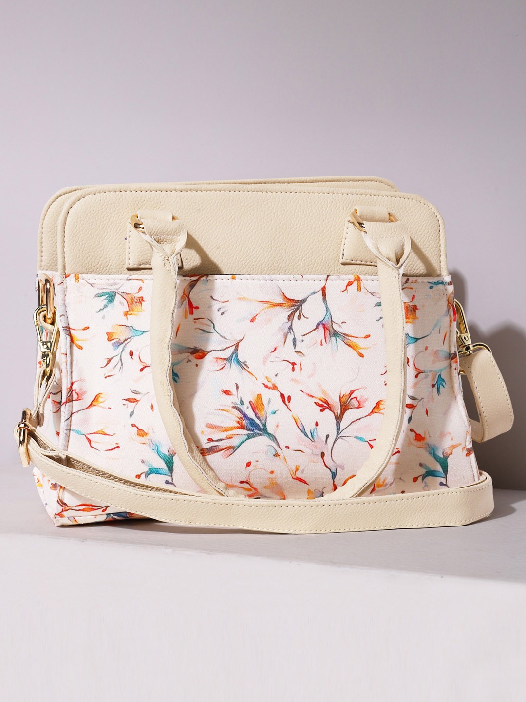 

DEEBACO Floral Printed Structured Handheld Bag, Cream