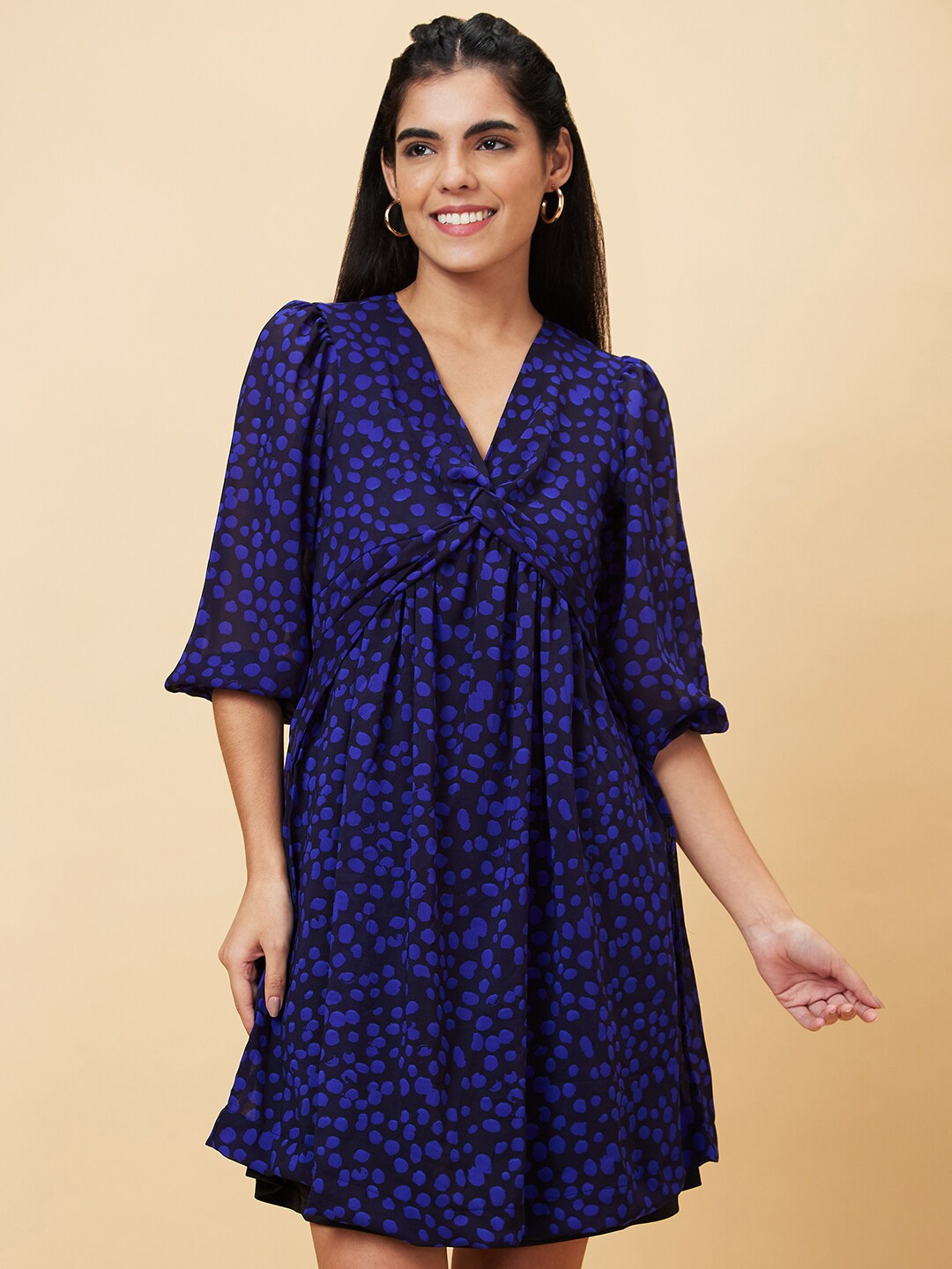 

Globus Abstract Printed V-Neck Puff Sleeves Georgette Empire Dress, Black