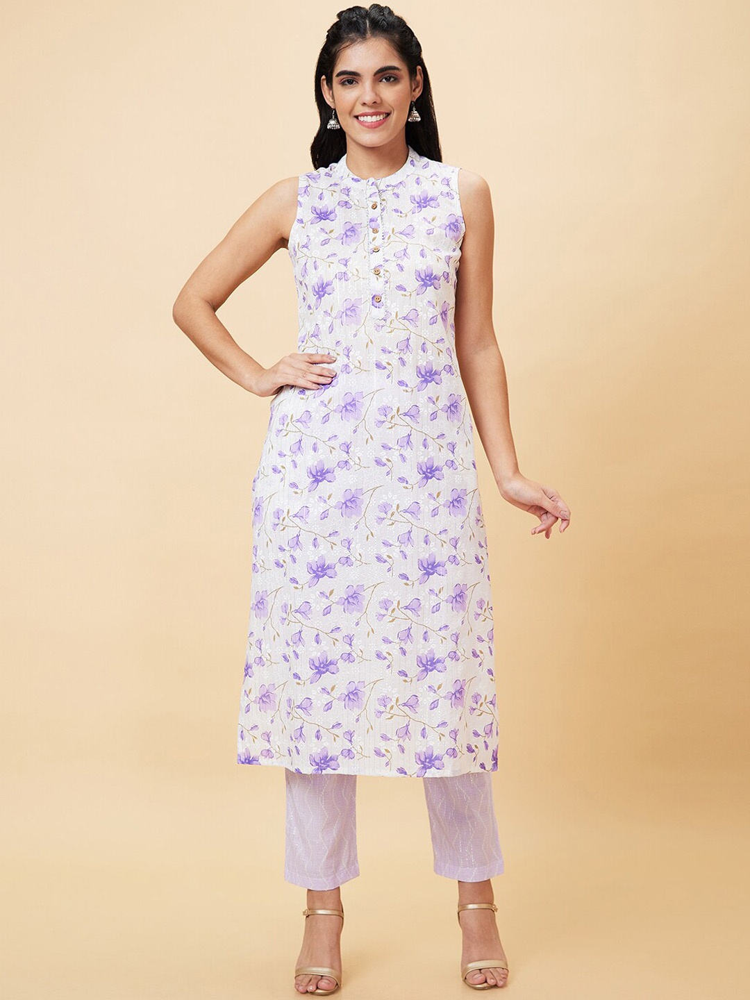 

Globus Purple Floral Printed Regular Pure Cotton Kurta with Trousers