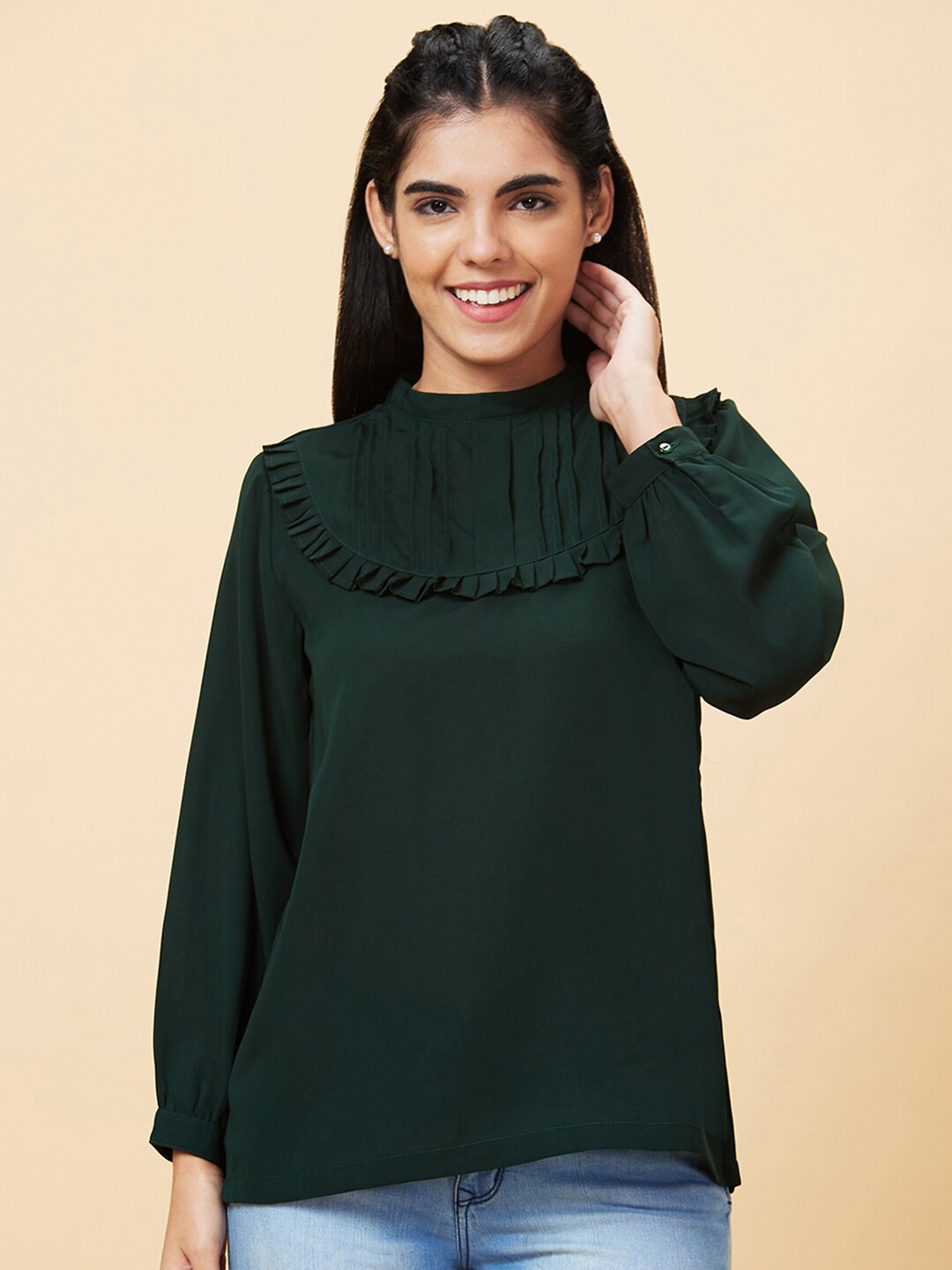 

Globus Green High Neck Gathered Or Pleated Puff Sleeves Top