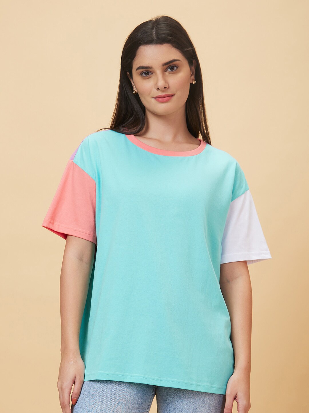 

Globus Colourblocked Pure Cotton Oversized Casual T-Shirt, Green