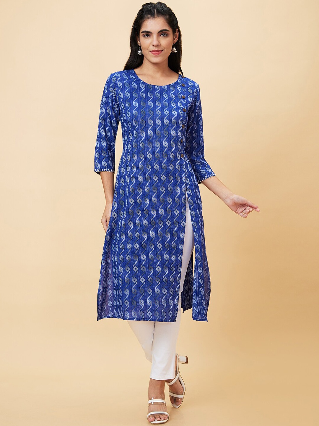 

Globus Blue Abstract Printed Pure Cotton Straight Kurta