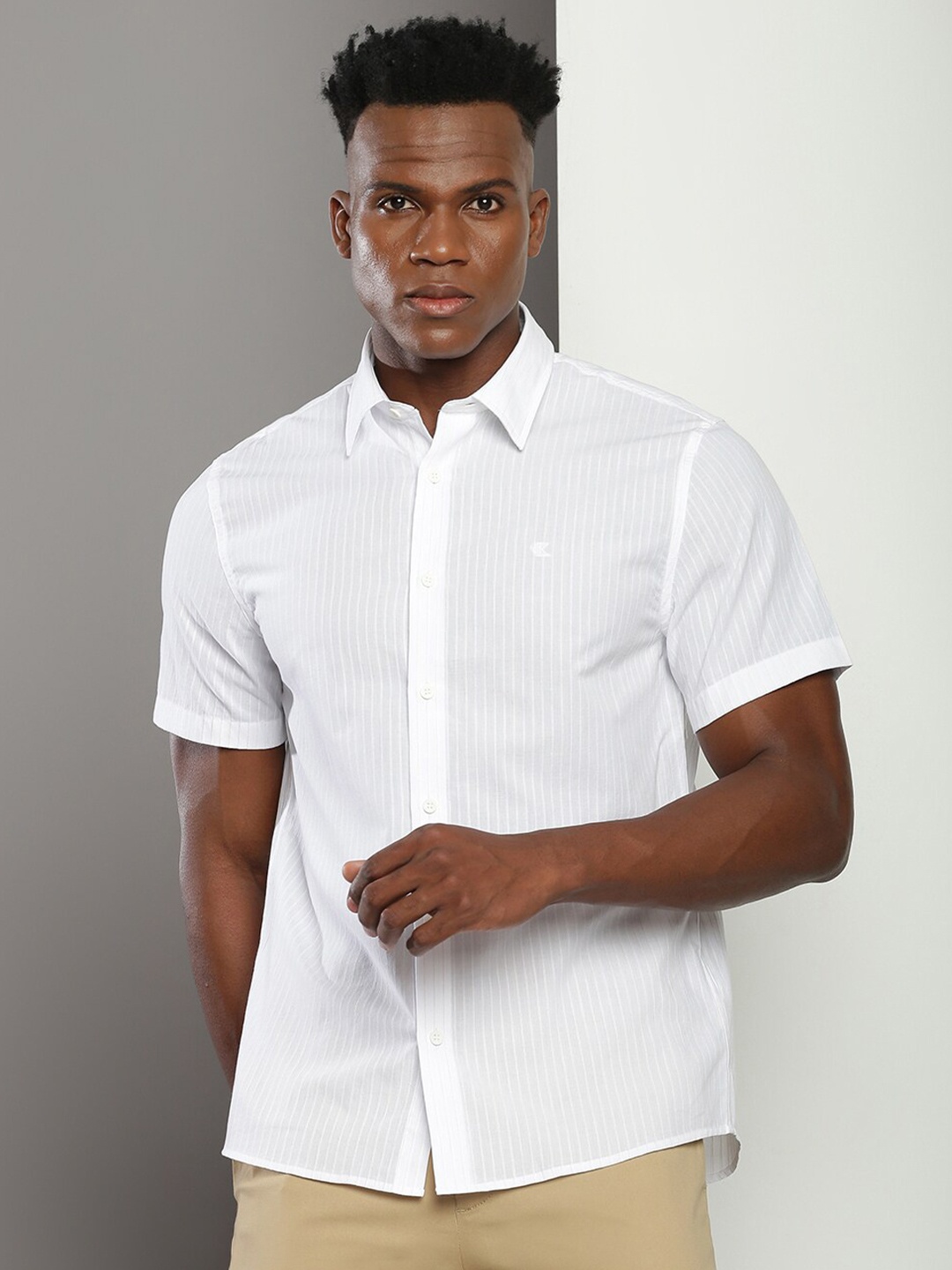 

Calvin Klein Jeans Striped Spread Collar Regular Fit Casual Shirt, White