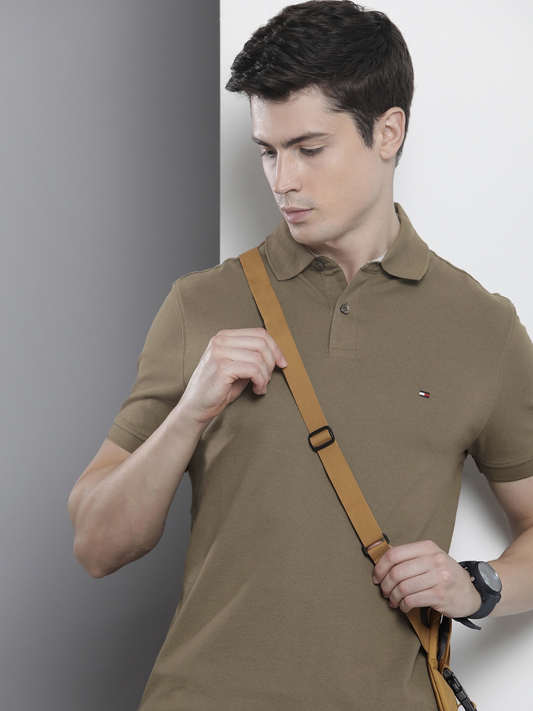 

Tommy Hilfiger Solid IM 1985 REGULAR Polo Collar T-shirt, Olive
