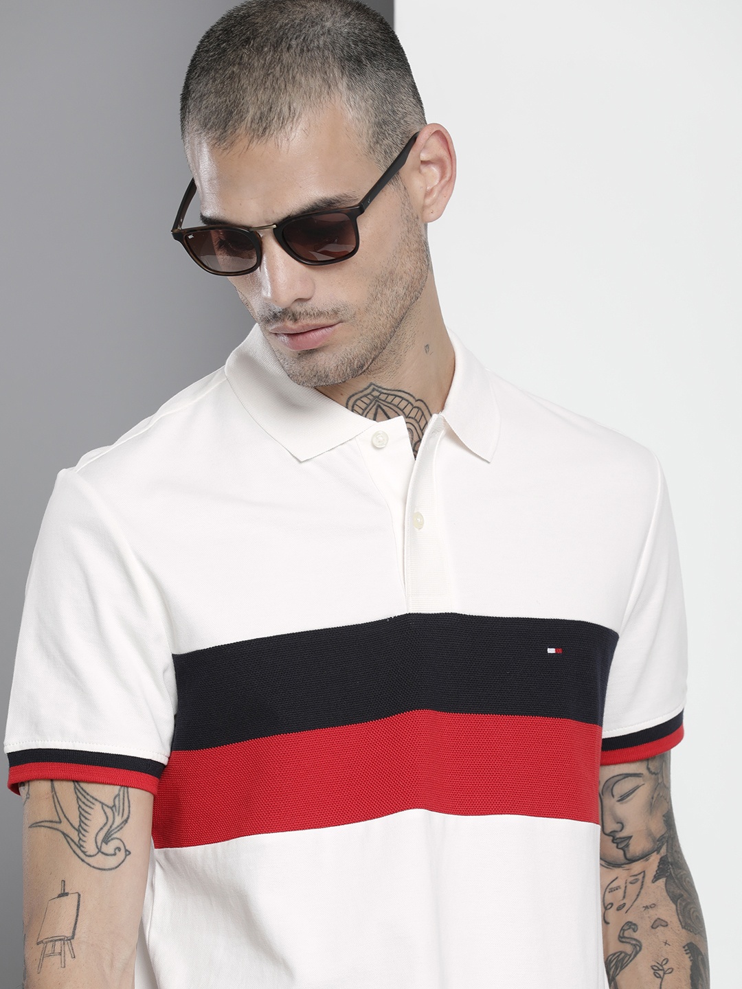 

Tommy Hilfiger Colourblocked Polo Collar Pure Cotton T-shirt, White
