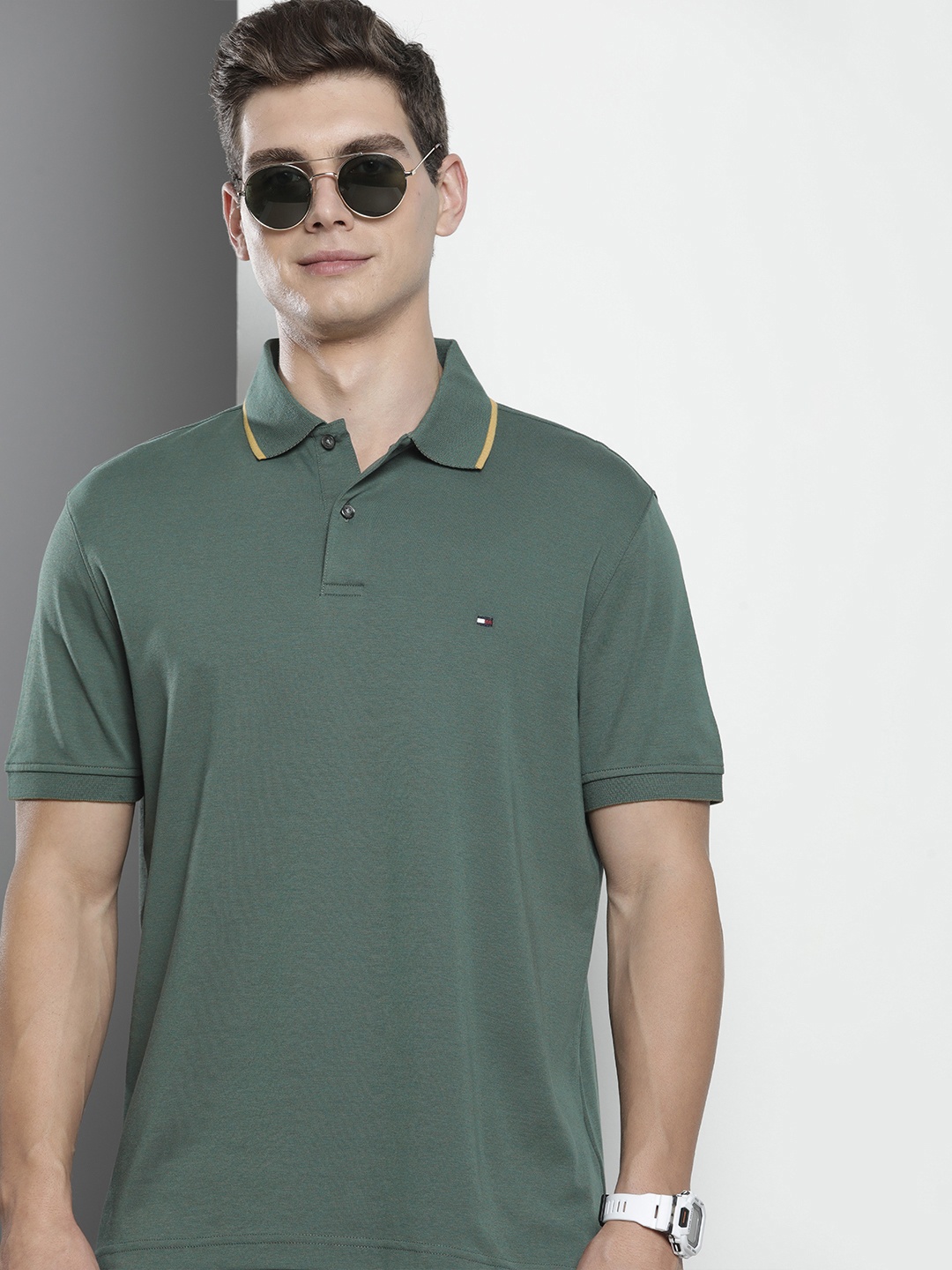 

Tommy Hilfiger Men Polo Collar Pure Cotton T-shirt, Green