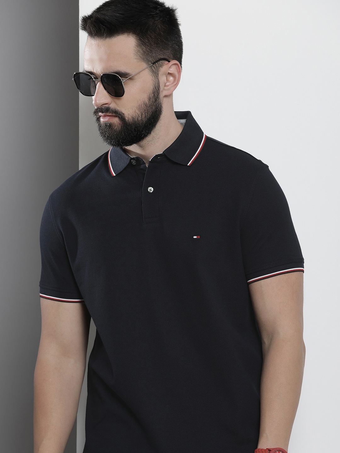 

Tommy Hilfiger Solid Polo Collar Casual T-shirt, Navy blue