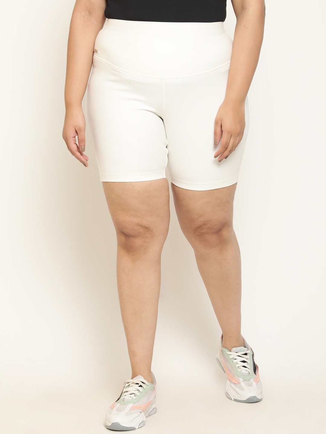 

Amydus Women Plus Size High-Rise Regular Shorts, White