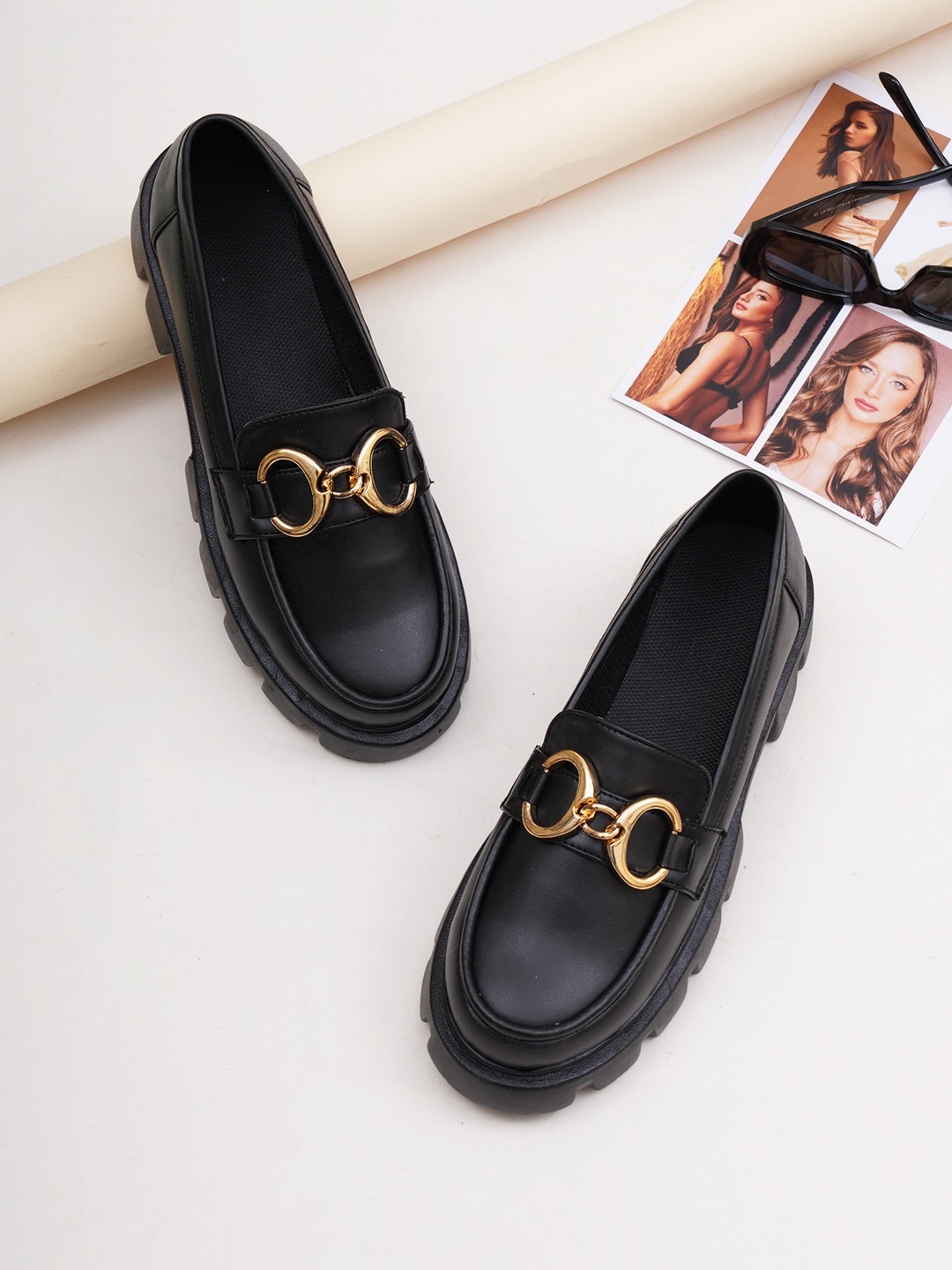 

HASTEN Women Embellished Lightweight Comfort Insole Horsebit Loafers, Black