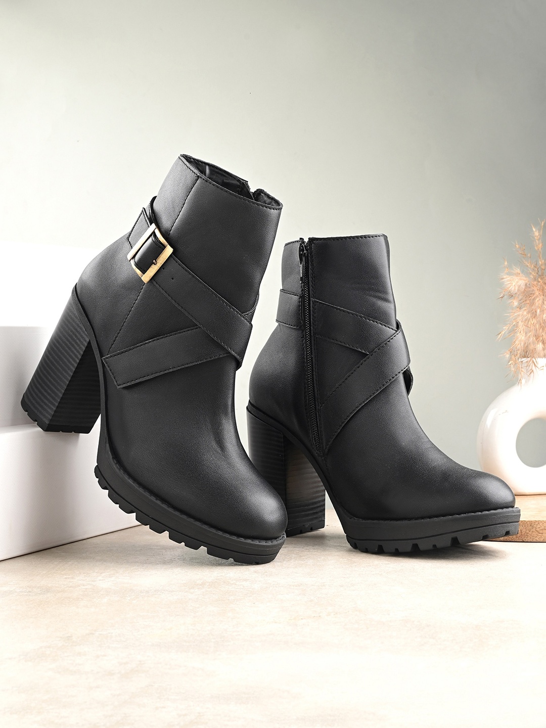 

El Paso Women Platform Heeled Mid-Top Regular Boots, Black