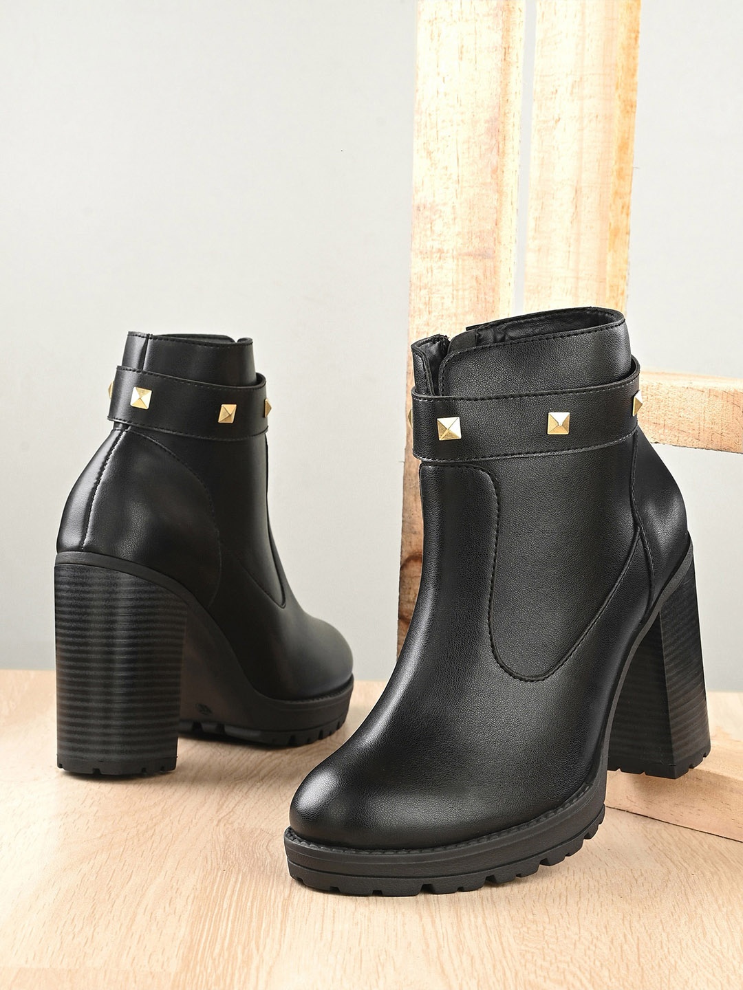 

El Paso Women Platform Heeled Mid-Top Regular Boots, Black