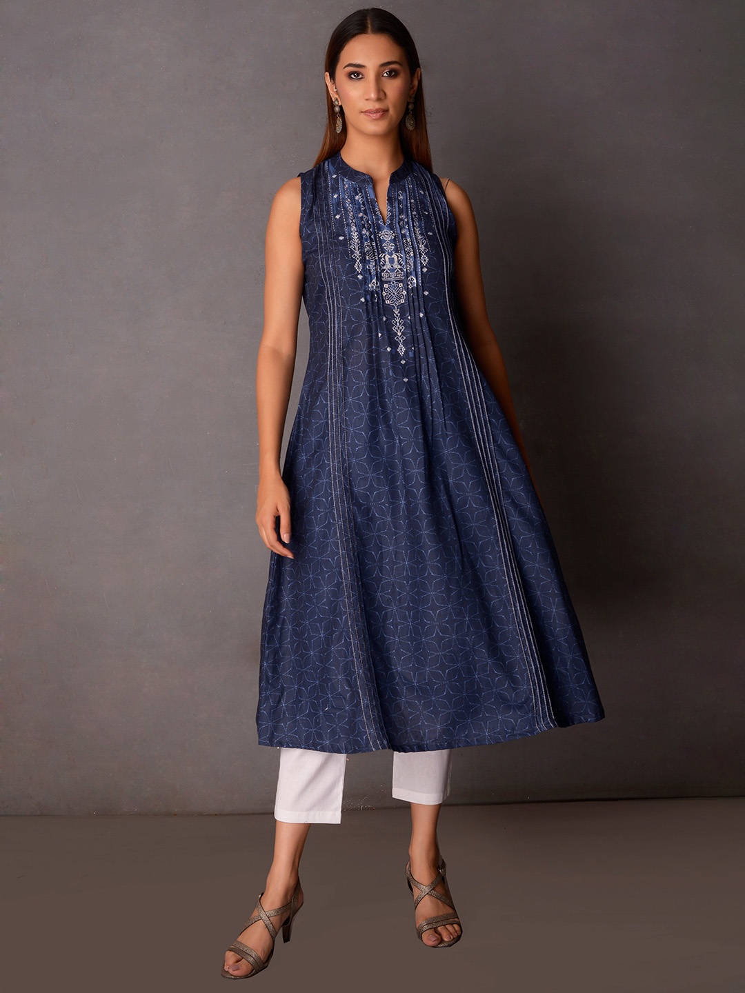 

PINKSKY Geometric Printed Sleeveless Indigo Anarkali Kurta, Blue