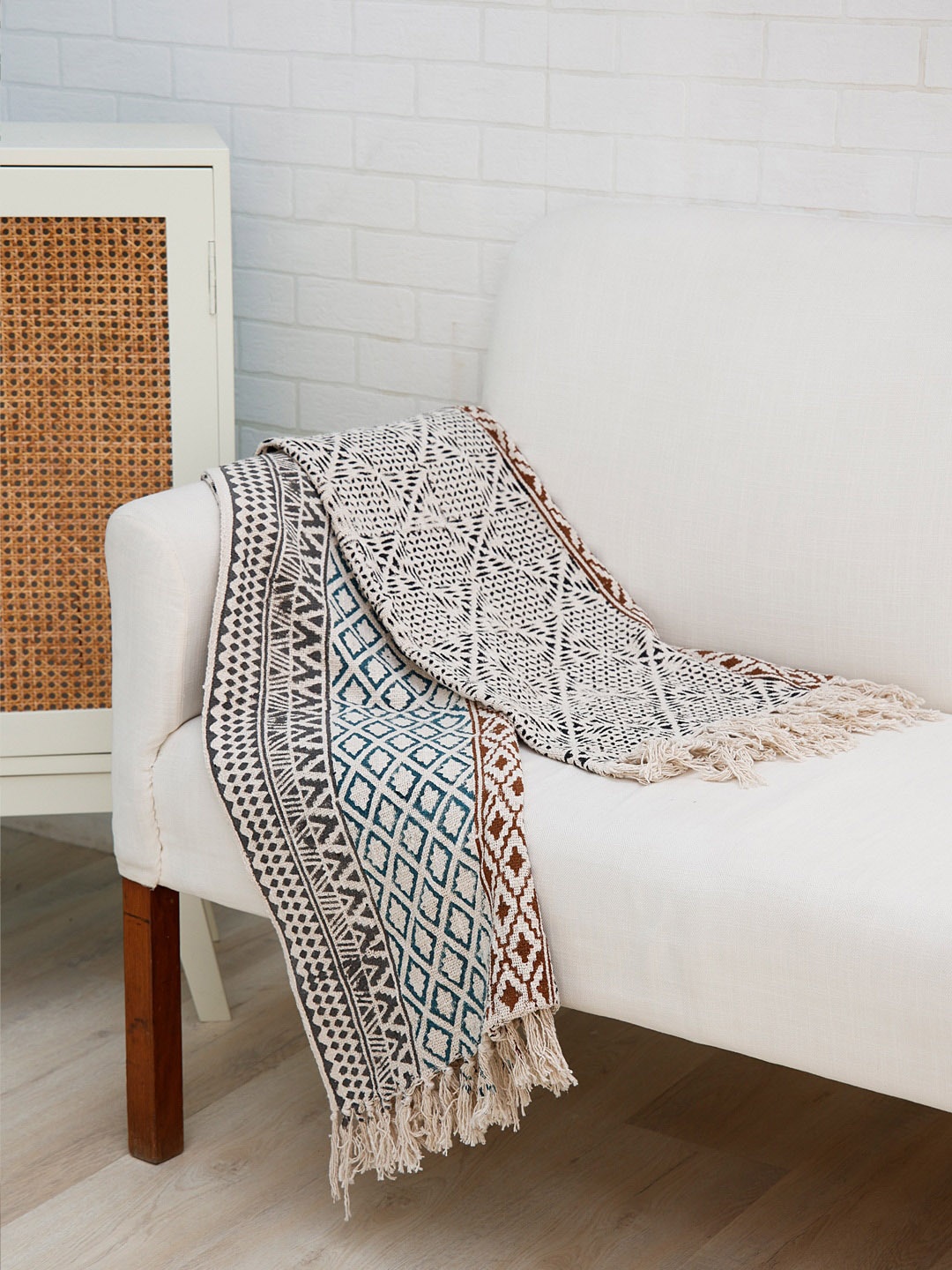 

Ariana Grey & Blue Printed Cotton Throw