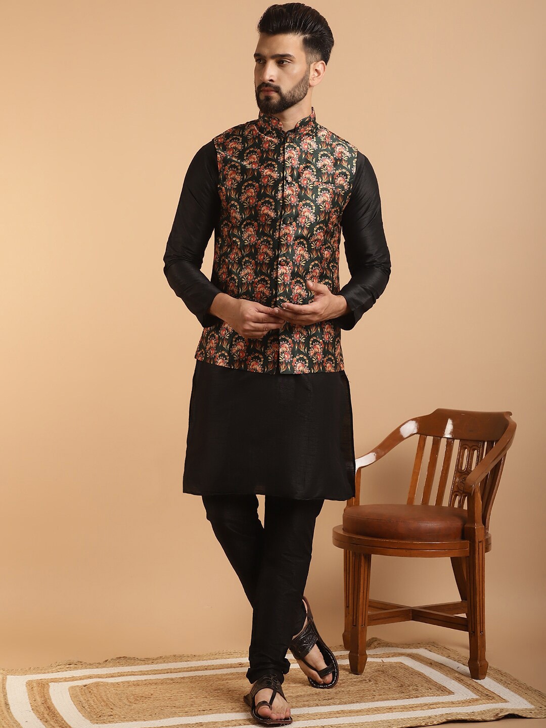 

SOJANYA Band Collar Kurta With Churidar & Printed Nehru Jacket, Black