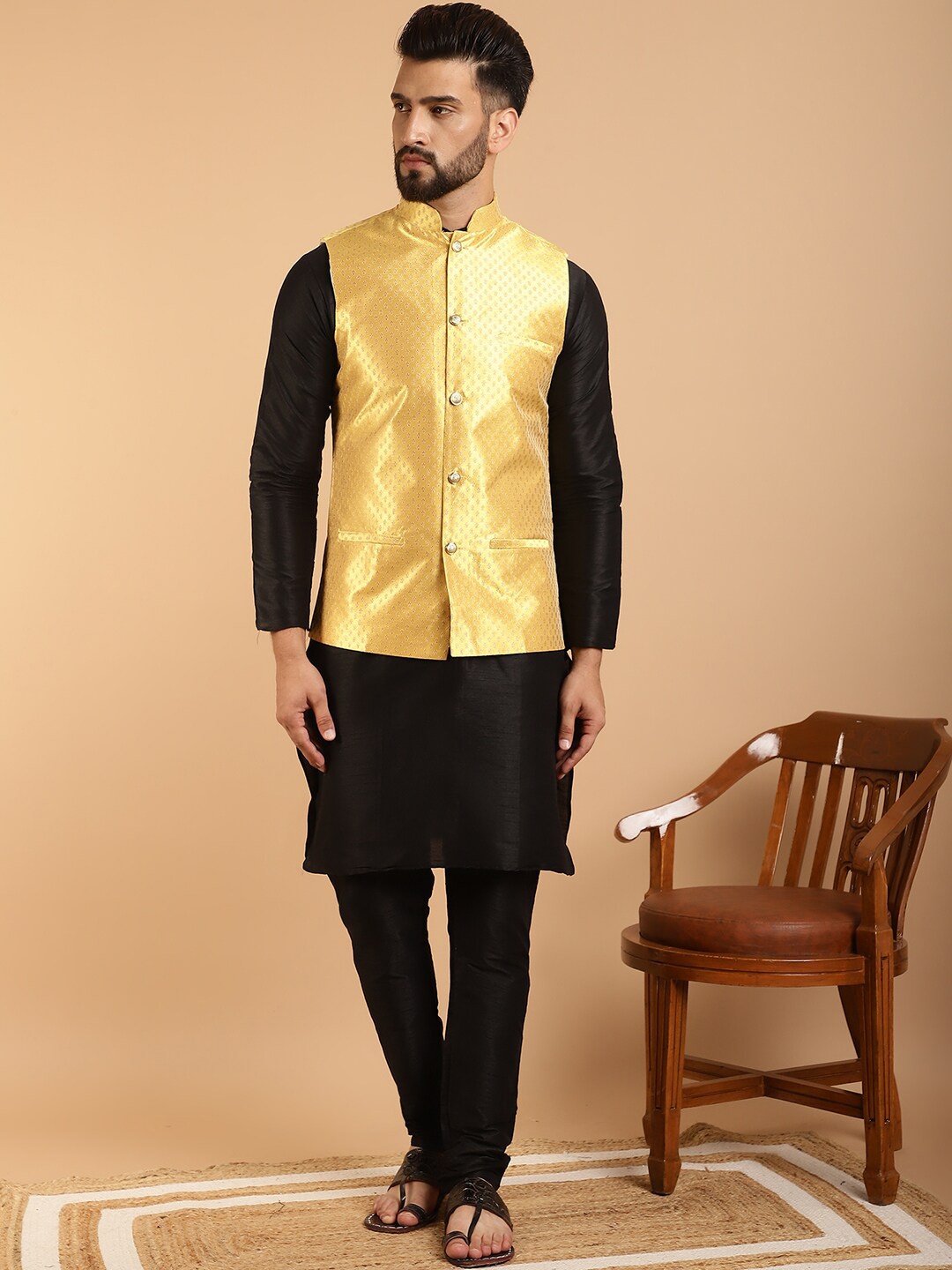 

SOJANYA Regular Kurta With Churidar & Nehru Jacket, Black