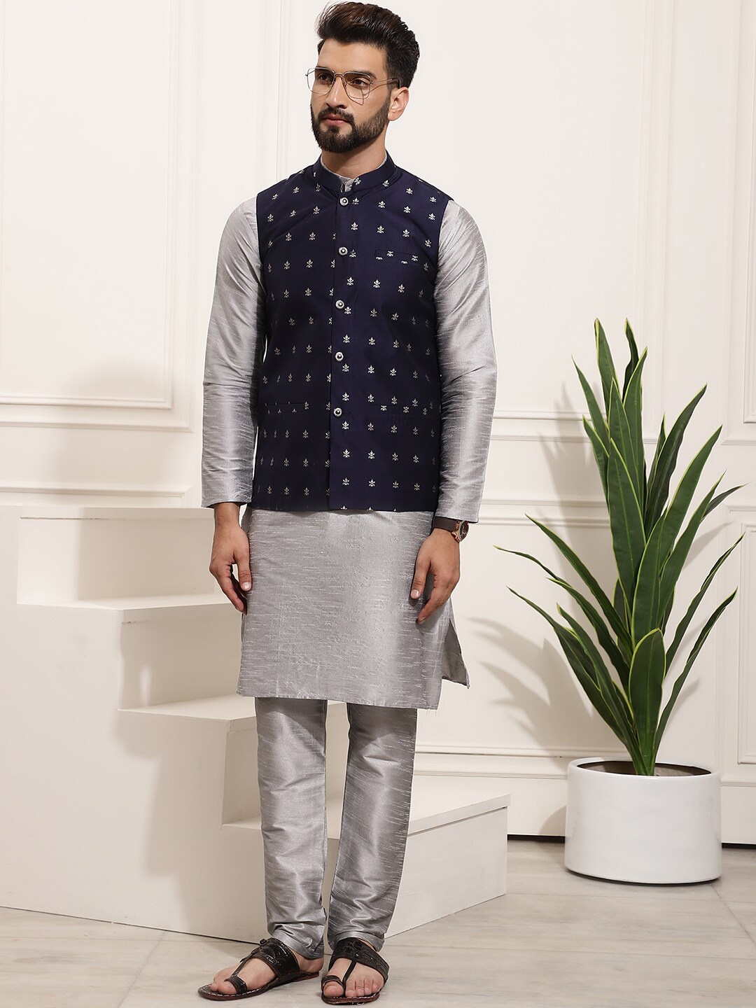 

SOJANYA Band Collar Kurta With Churidar & Embroidered Nehru Jacket, Grey