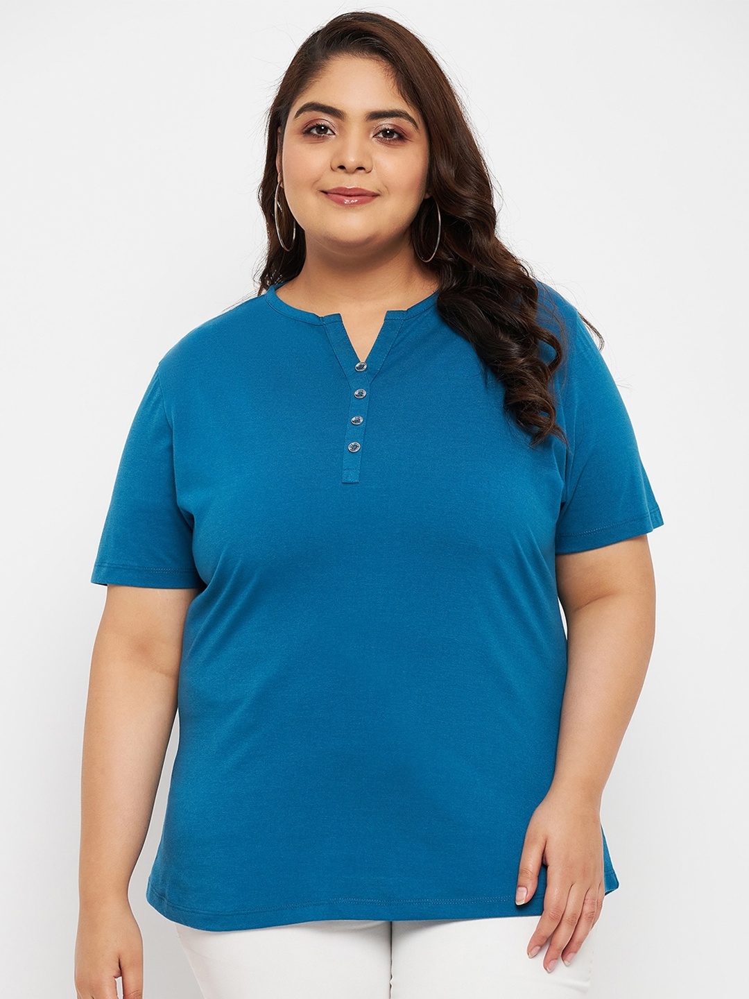 

Adobe Plus Size Round Neck With Notch T-Shirt, Turquoise blue
