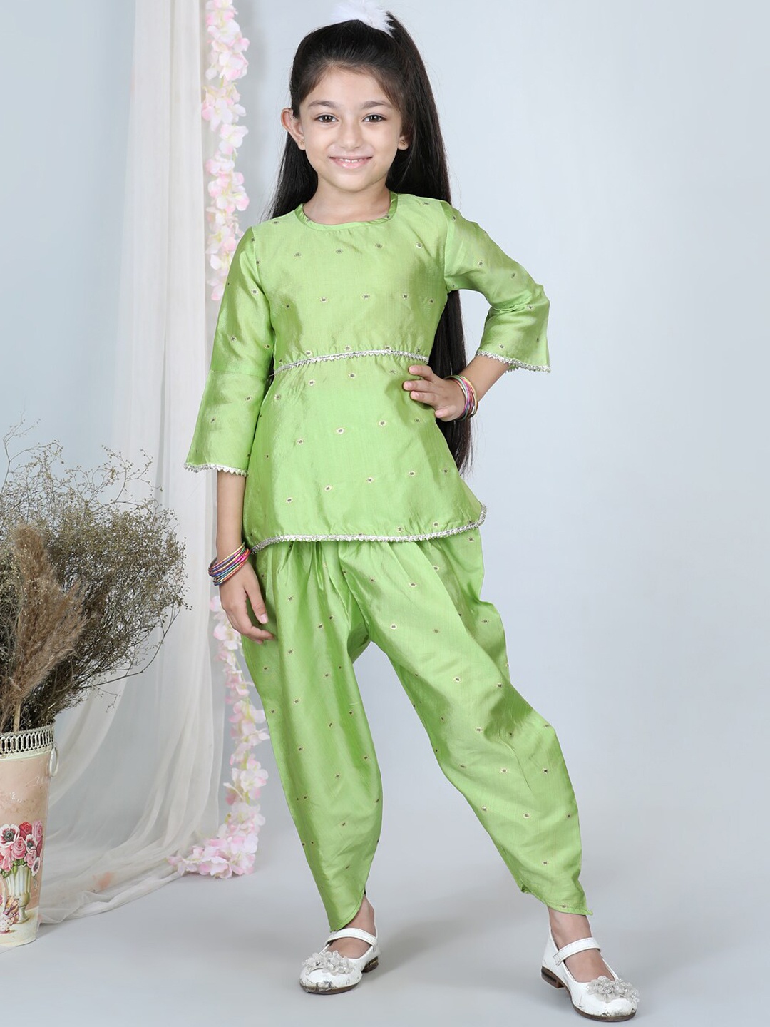 

Cutiekins Girls Round Neck Self Design Gotta Patti Bell Sleeve Kurta with Dhoti Pants, Lime green