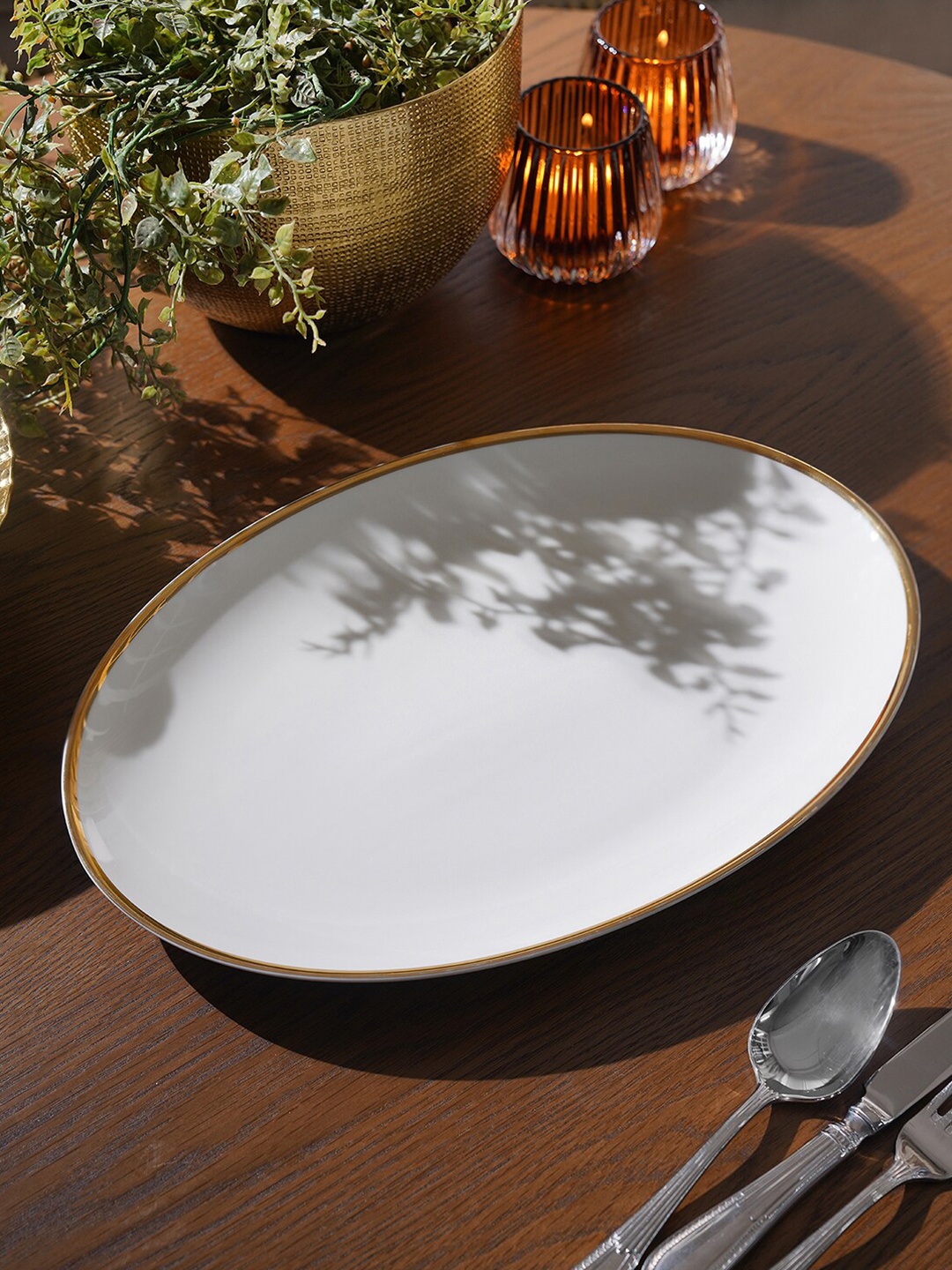 

Pure Home and Living White & Gold-Toned 1 Piece Porcelain Glossy Plate