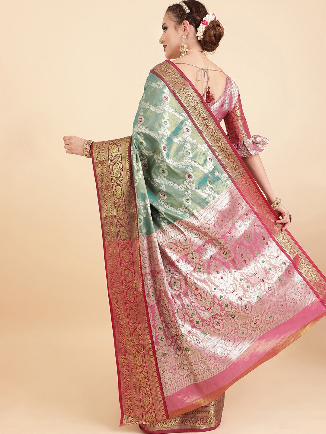 

Mitera Green & Pink Ethnic Motifs Woven Design Zari Banarasi Saree