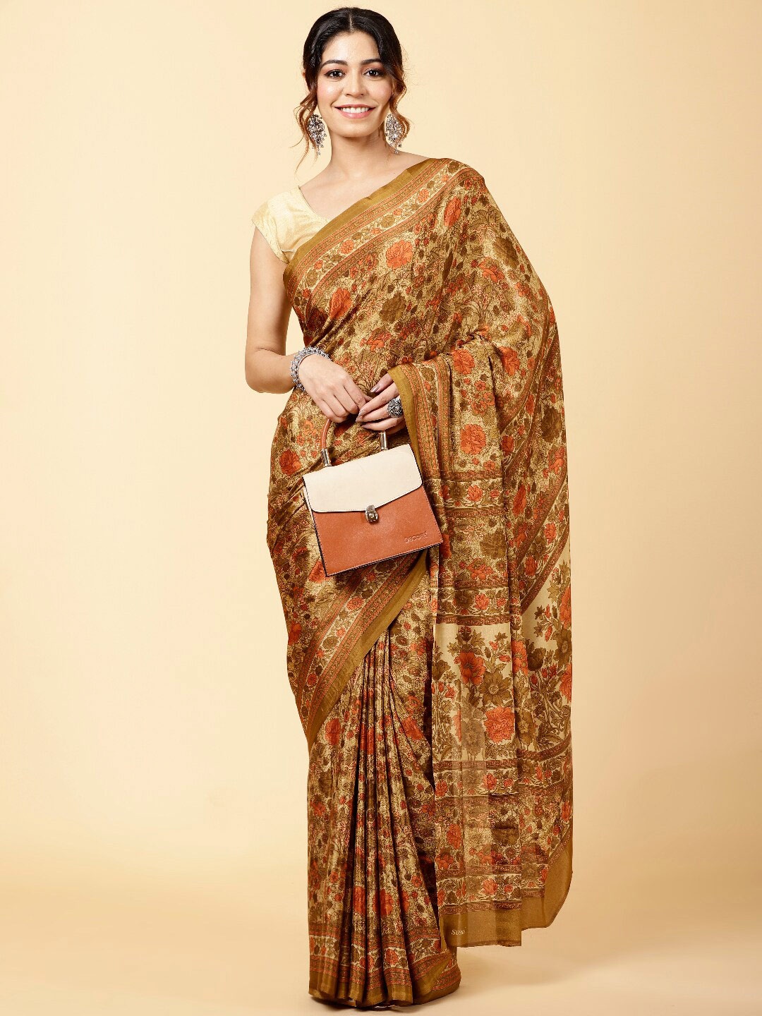 

Meena Bazaar Floral Printed Saree With Blouse Piece, Beige