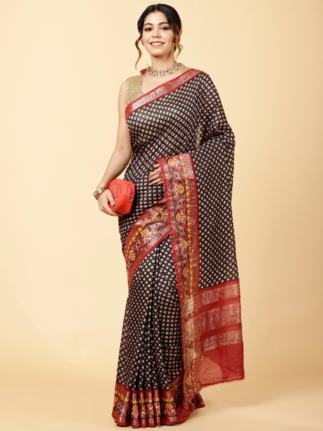 

Meena Bazaar Floral Printed Zari Saree, Black
