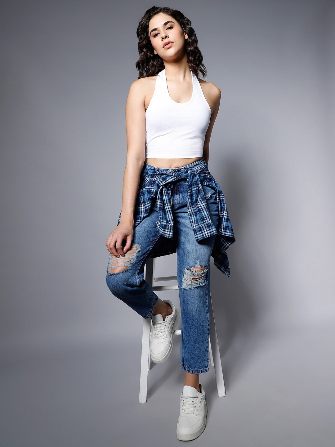 

High Star Halter Neck Fitted Crop Top, White