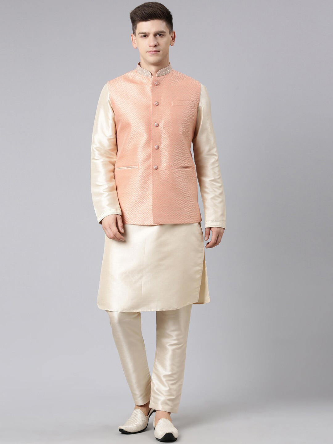 

TheEthnic.Co Regular Kurta With Pyjamas & Nehru Jacket, Off white