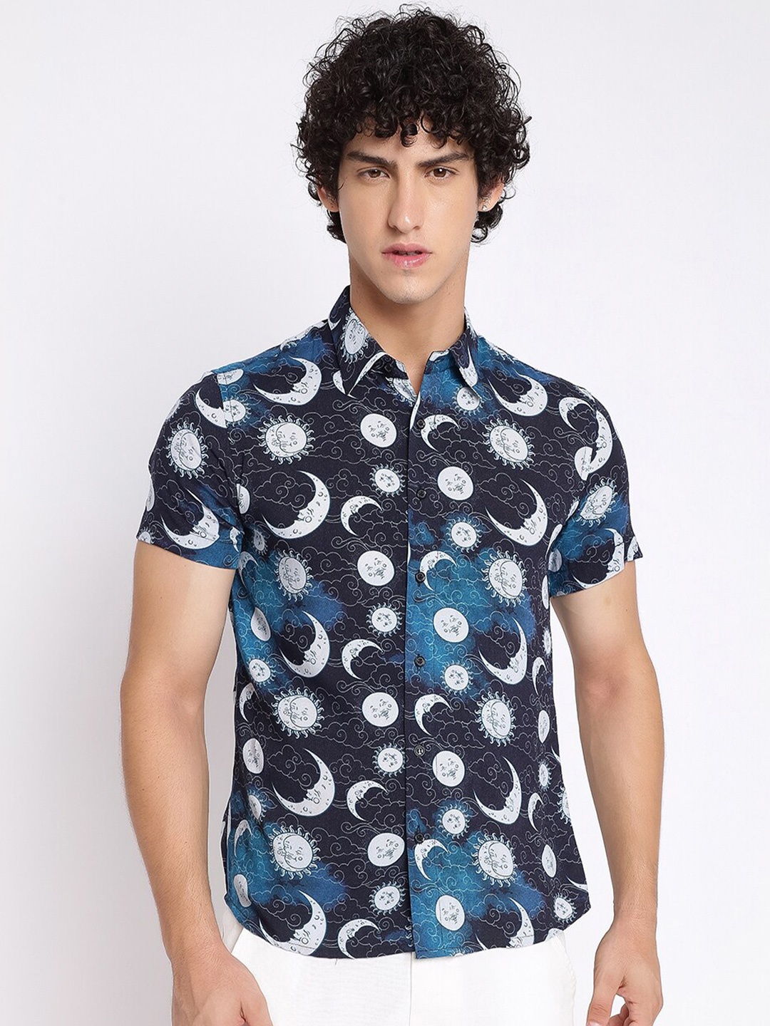 

Shurtz N Skurtz Relaxed Conversational Printed Regular Fit Cotton Casual Shirt, Blue
