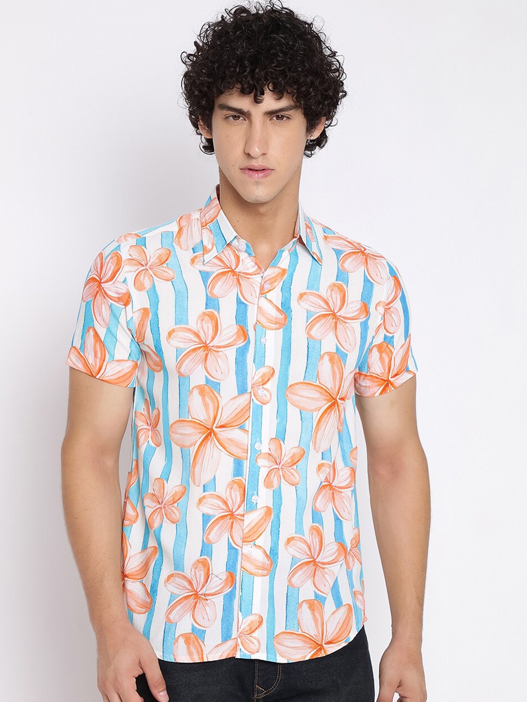 

Shurtz N Skurtz Floral Printed Relaxed Fit Cotton Casual Shirt, Off white