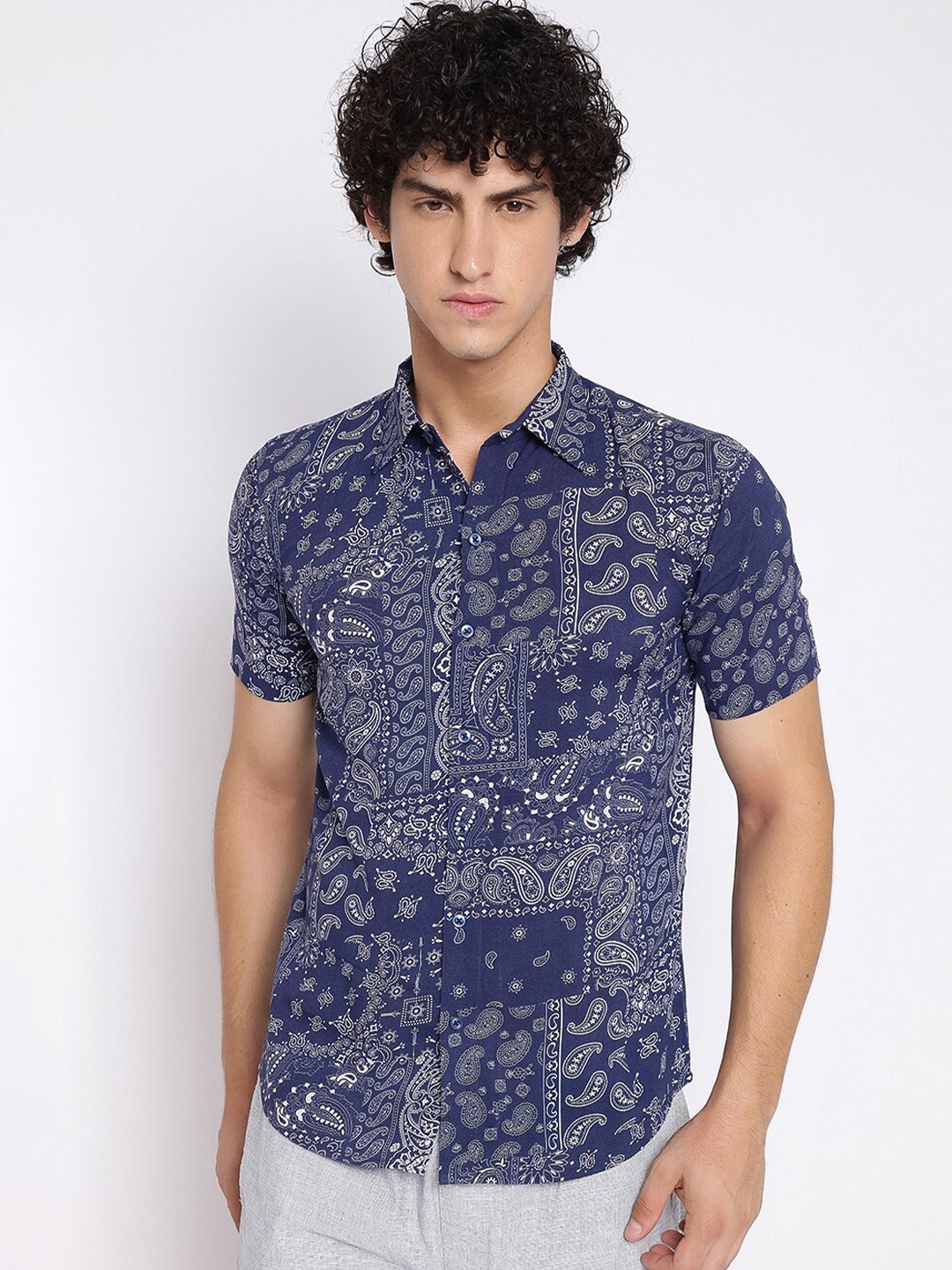 

Shurtz N Skurtz Ethnic Printed Relaxed Fit Cotton Casual Shirt, Blue