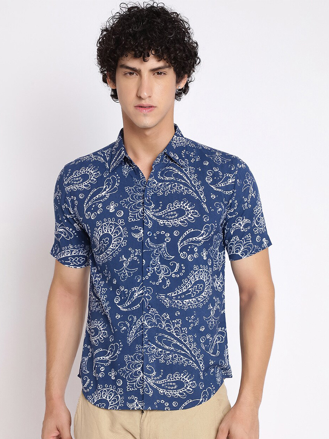 

Shurtz N Skurtz Ethnic Printed Relaxed Fit Cotton Casual Shirt, Blue